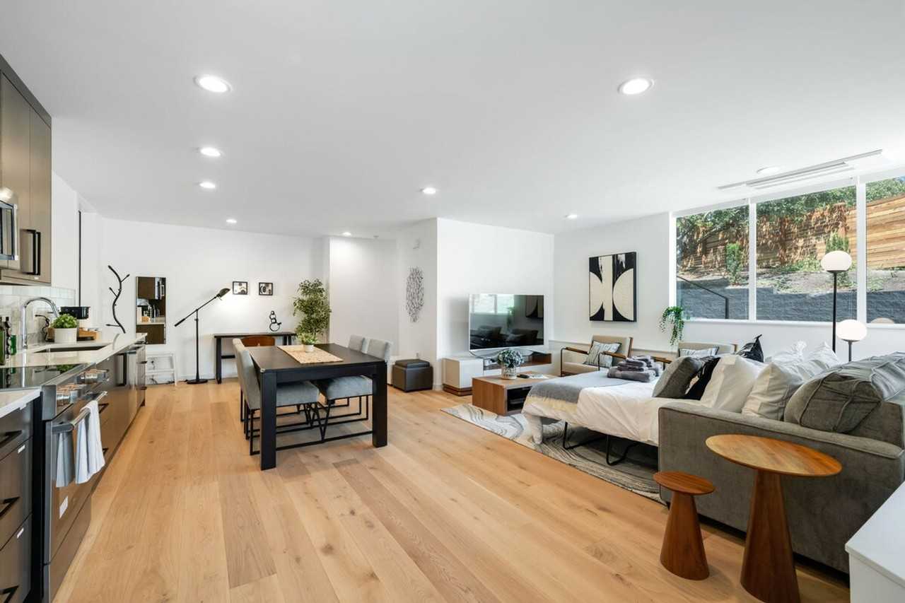 5300 Ne 67th St #1035923P - Photo 2 of 50