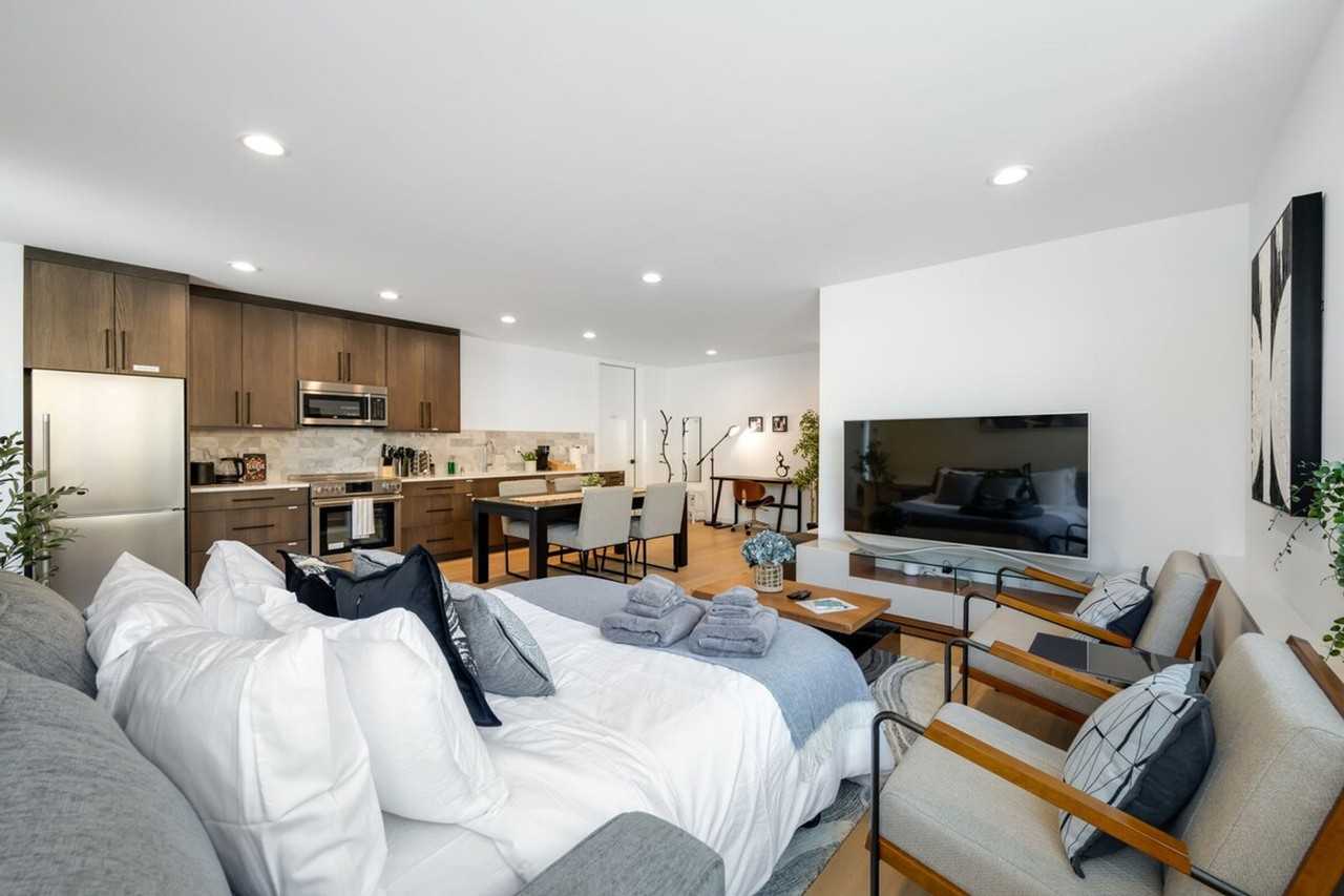 5300 Ne 67th St #1035923P - Photo 3 of 50