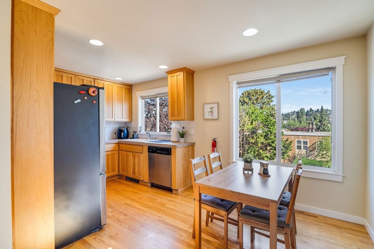 219 Nickerson St #1036023P - Photo 4 of 45