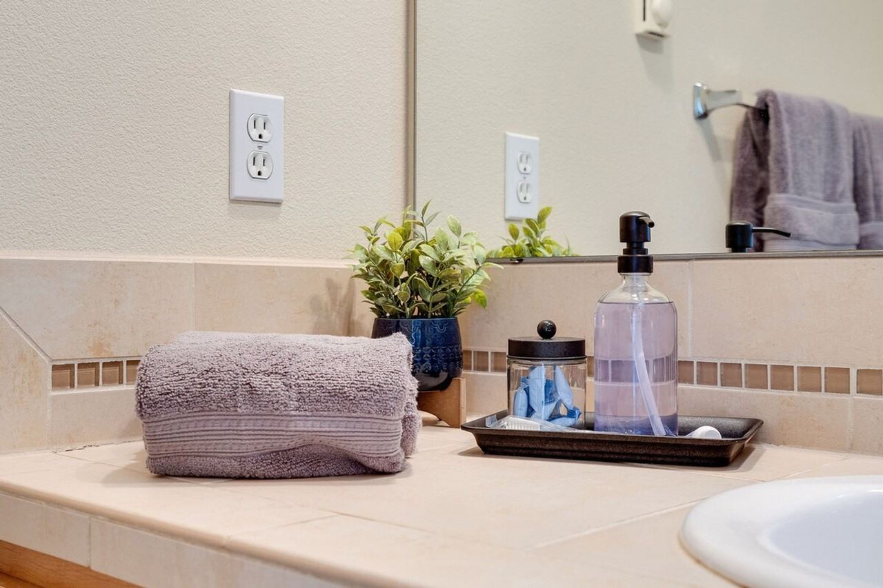 219 Nickerson St #1036023P - Photo 7 of 45