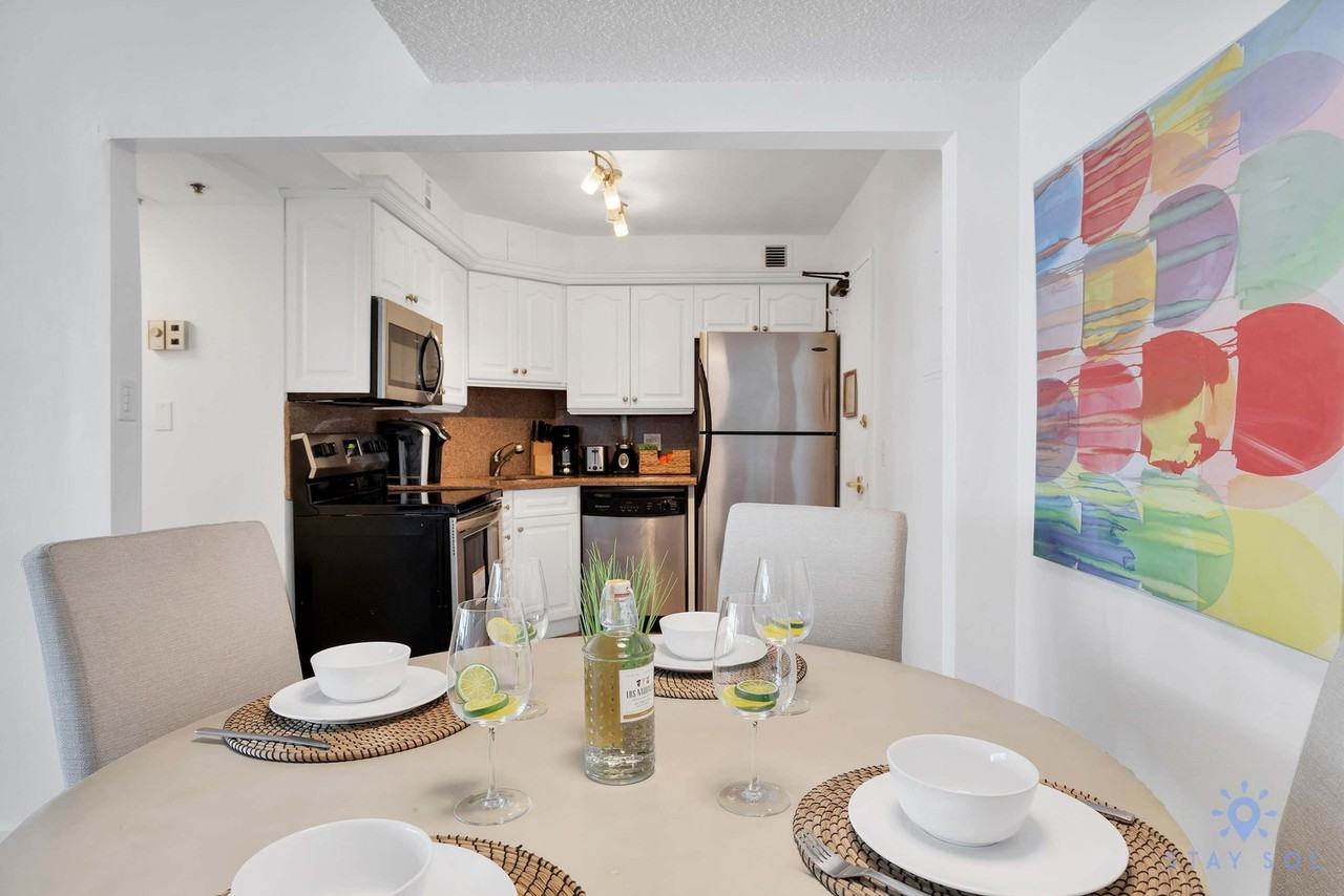 5225 Collins Avenue #1227482P - Photo 6 of 23