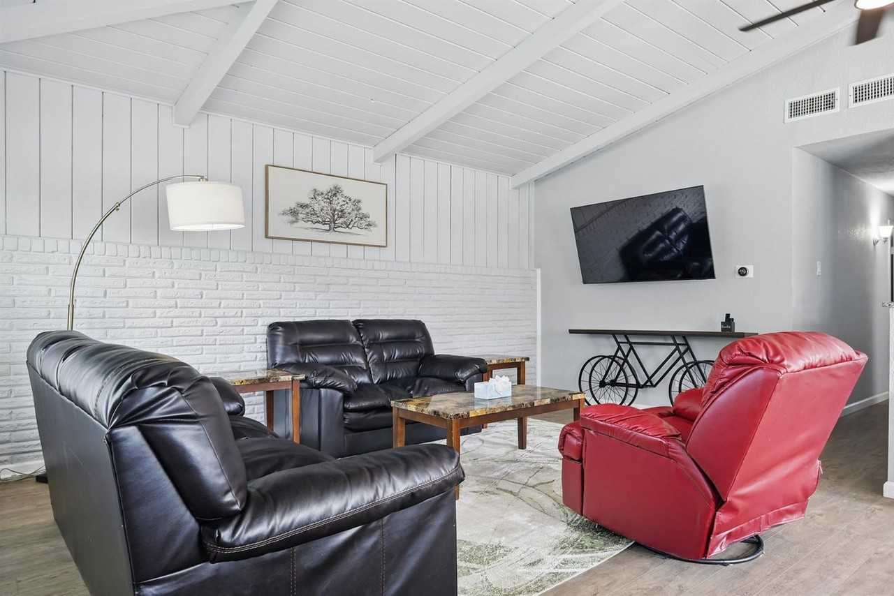 743 Greenhaven Dr #1239619P - Photo 2 of 41