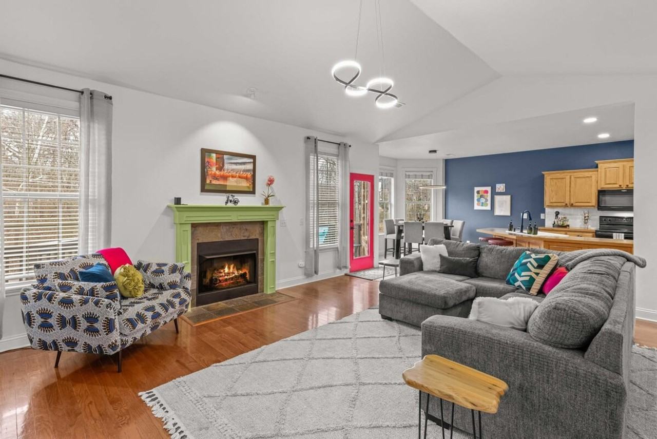 1802 Nw Mustang Ave #1241310P - Photo 3 of 39