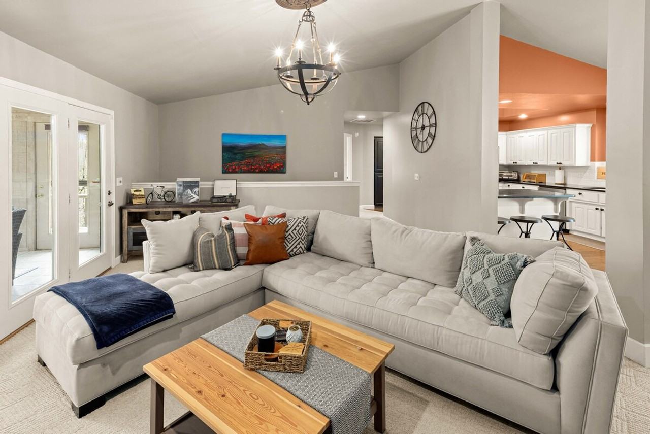 5 Singleton Cir #1241313P - Photo 7 of 50