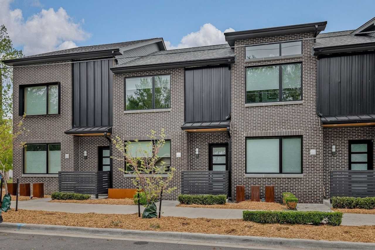 703 Se A St #1241316P - Photo 6 of 35