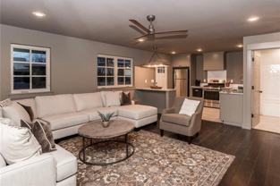 303 Nw F St - Photo 1 of 1