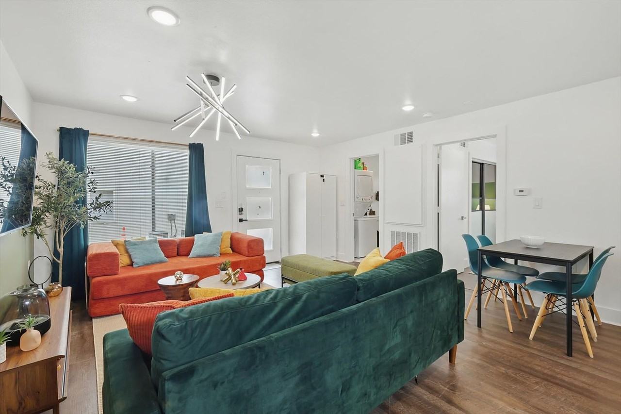 4416 San Jacinto St #1241882P - Photo 5 of 20