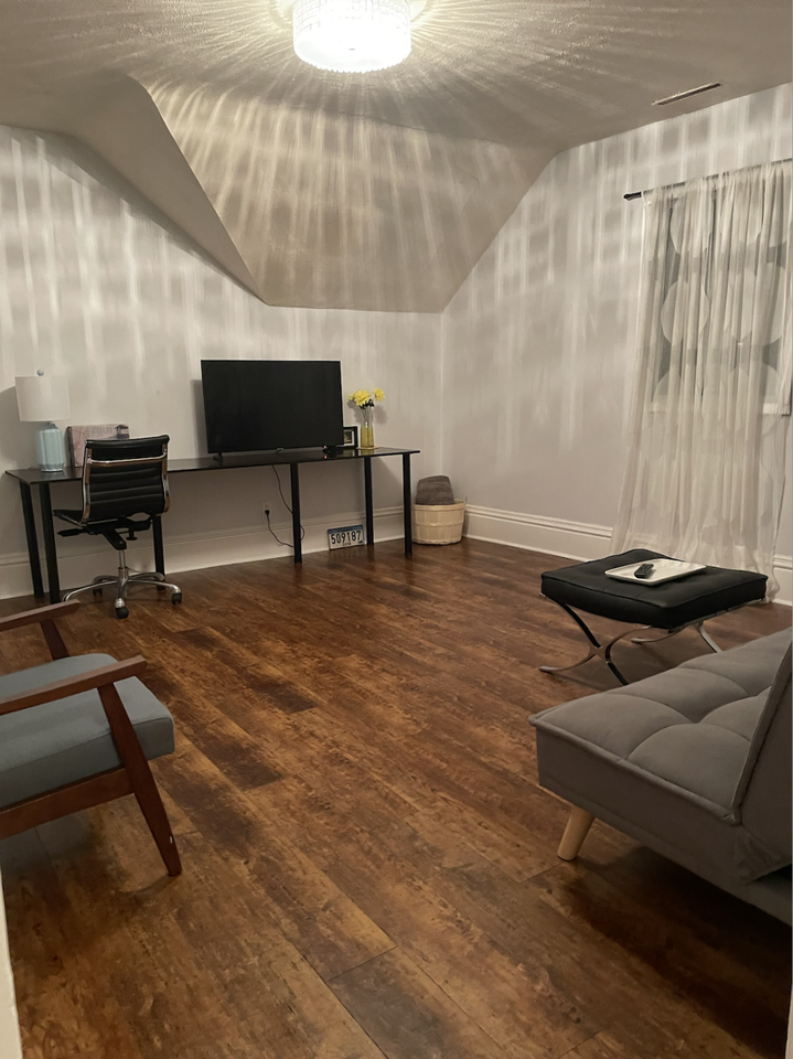 Cedar St & Grand Ave S #B - Photo 2 of 21