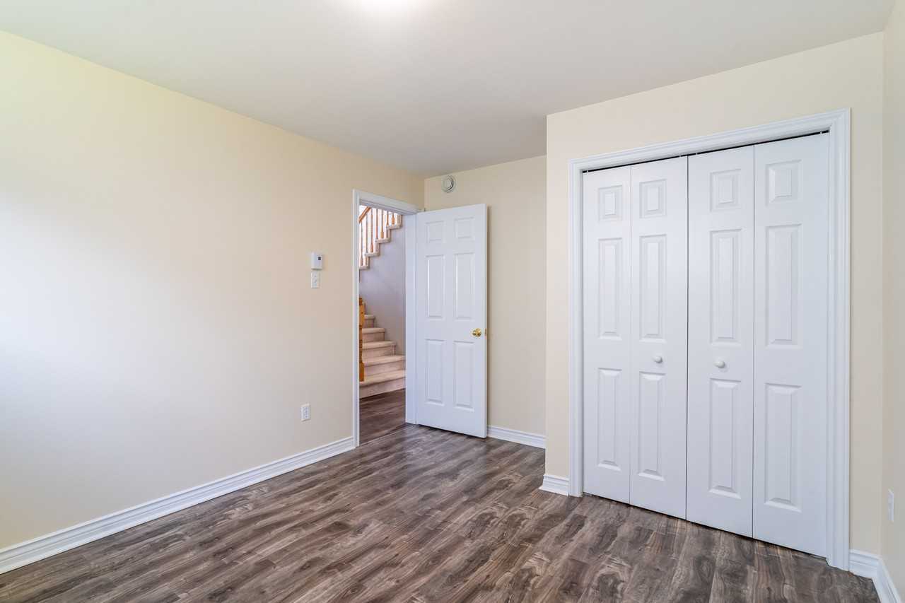 15 Hillview Drive - Photo 2 of 15