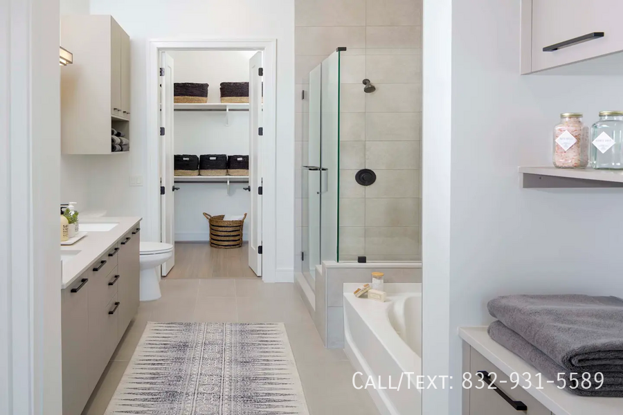 1710 Smith St #CNDN - Photo 4 of 9