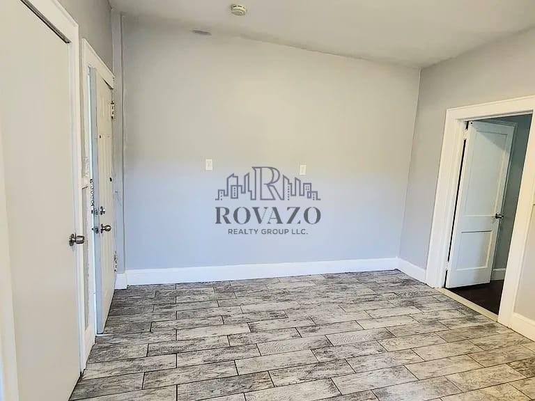 372-374 South 20th Street #8 - Photo 5 of 6