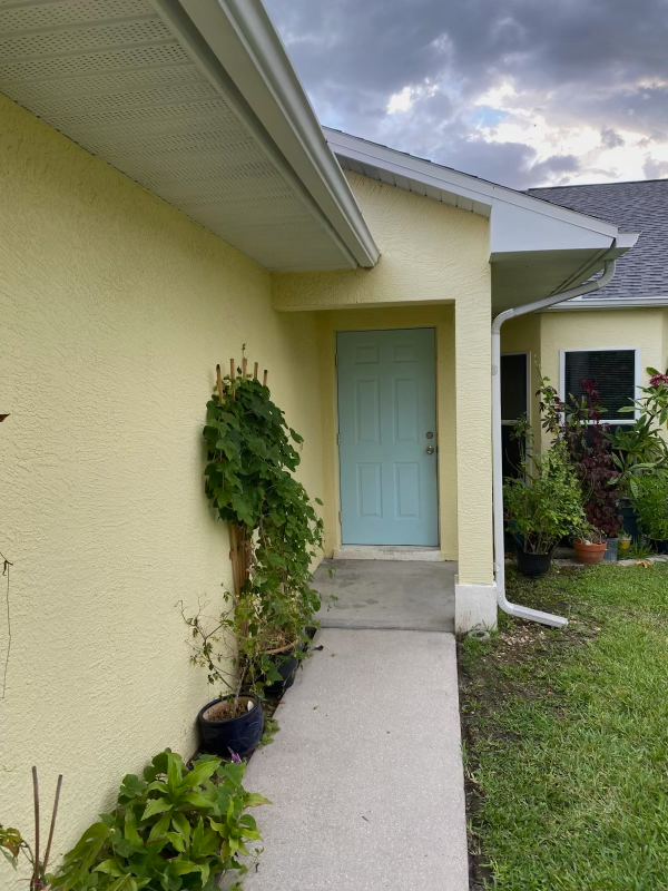 5250 Chiquita Blvd S - Photo 4 of 23