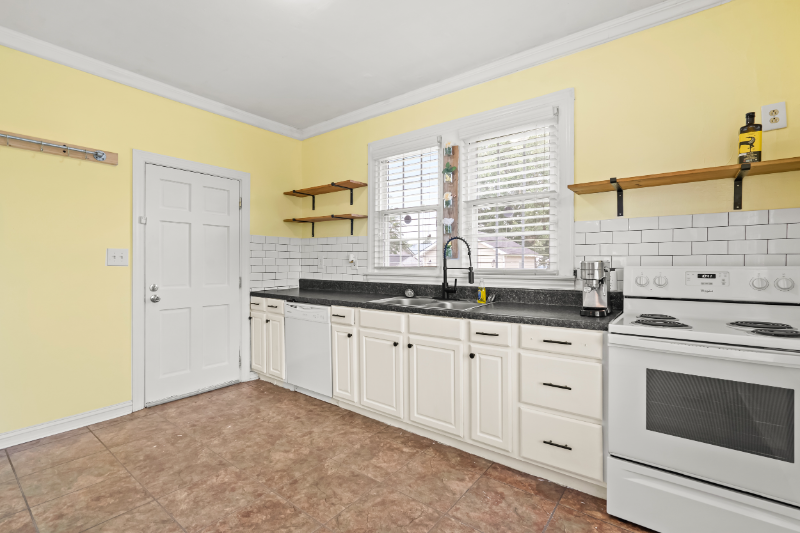 302 North 10th Street - Photo 6 of 20