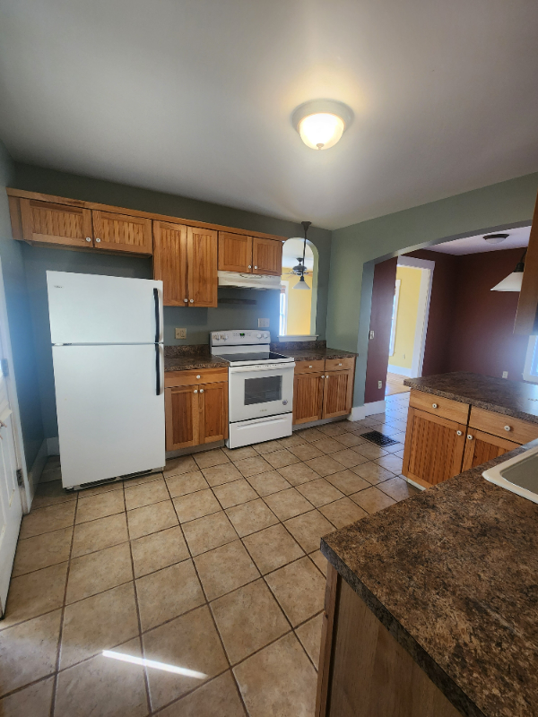 8 Downing St #1 - Photo 2 of 13