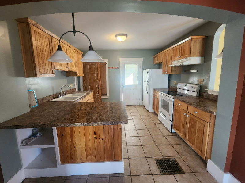 8 Downing St #1 - Photo 3 of 13