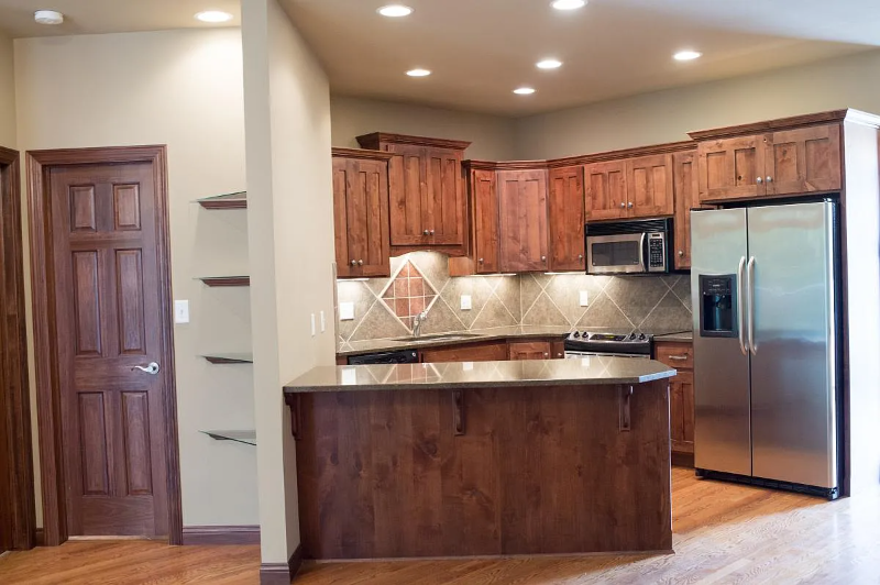 1100 Oaktree Pl - Photo 6 of 19