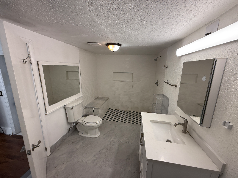 2964 Neave #B - Photo 3 of 5