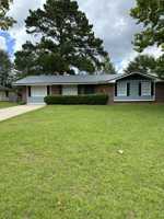 featured image of 2211 Shannondoah Dr