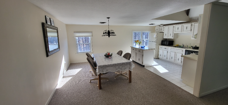 105 Forest St - Photo 5 of 10