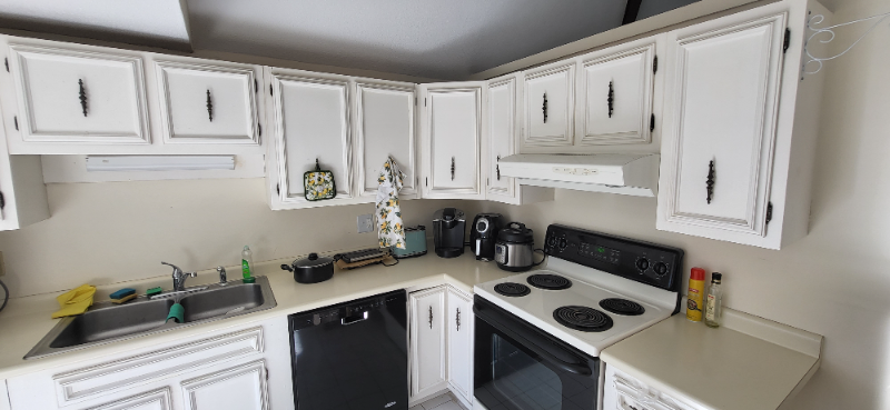 105 Forest St - Photo 6 of 10