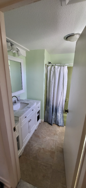 105 Forest St - Photo 7 of 10