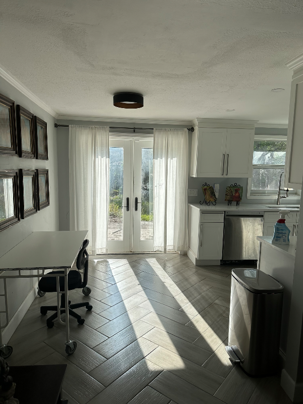 9208 Nstreet #B - Photo 3 of 10