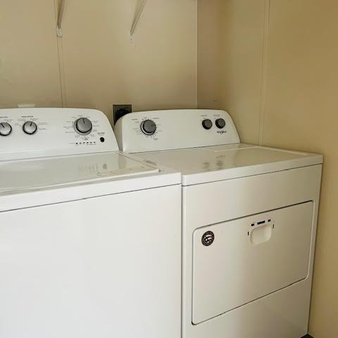 64 Dunlap Cir - Photo 3 of 4