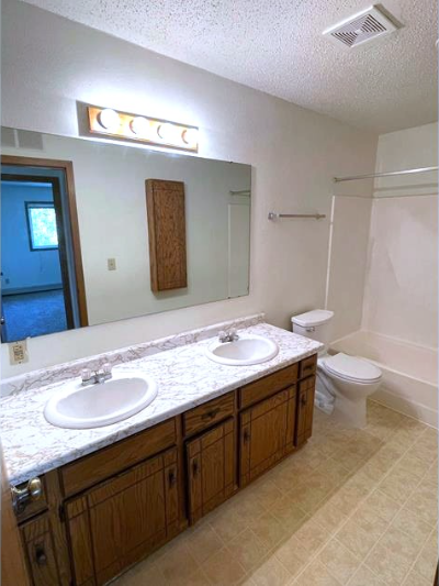 523 12Th Ave South #104 - Photo 6 of 14