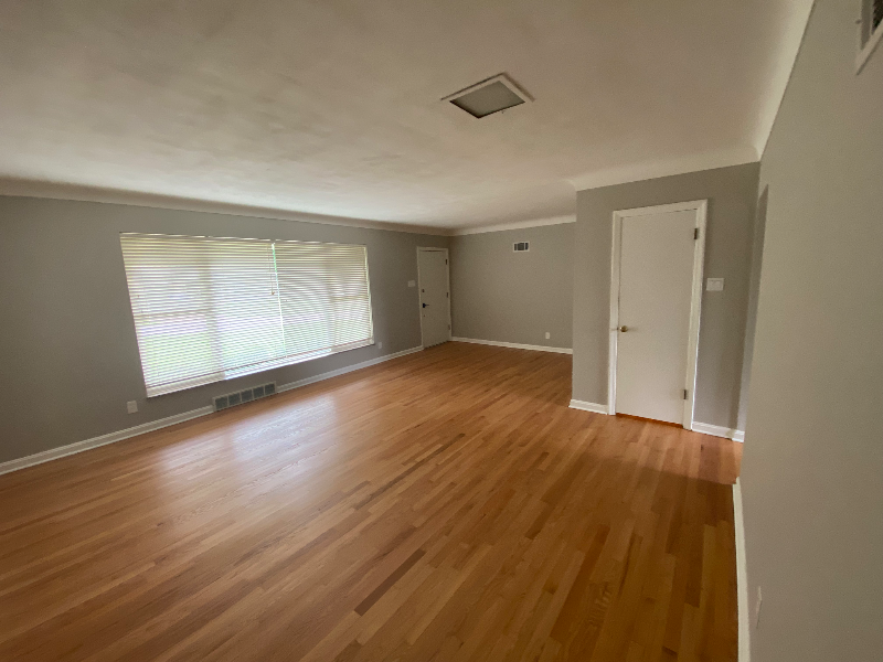 10718 Charrette Dr - Photo 3 of 15