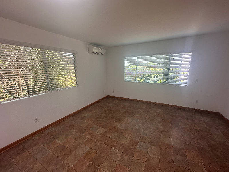 1946 Monte Vista Dr #1946 - Photo 7 of 17