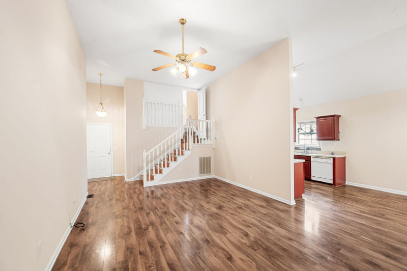 1108 Waverunner Ct E - Photo 2 of 20