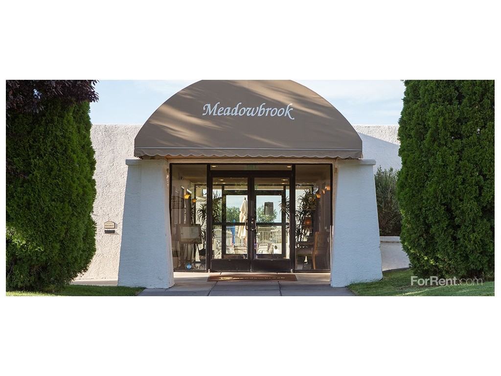 Meadowbrook Family Resort - Photo 2 of 17