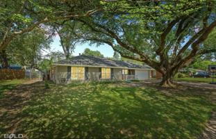 featured image of 3634 Madison Park Blvd