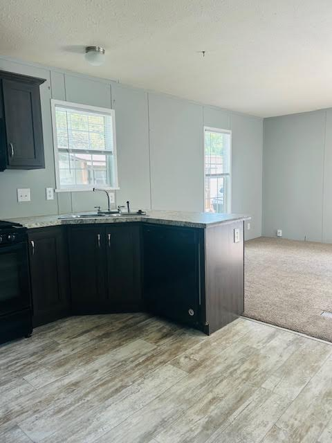 17 E Manor St - Photo 3 of 8