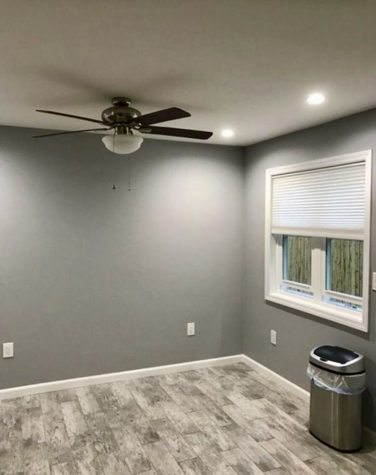 211 Milton Ave - Photo 2 of 15