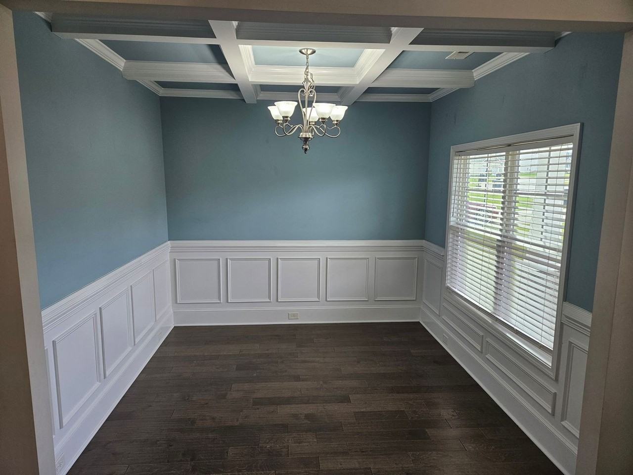 4660 Ritson Ln - Photo 3 of 21