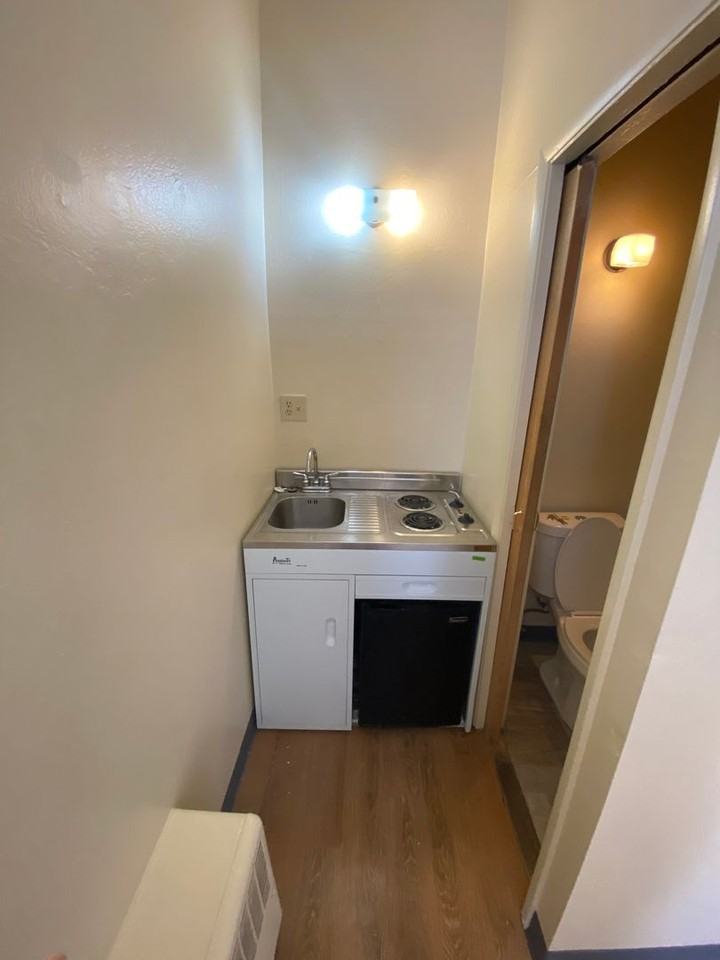 Auklet, LLC - Photo 3 of 8