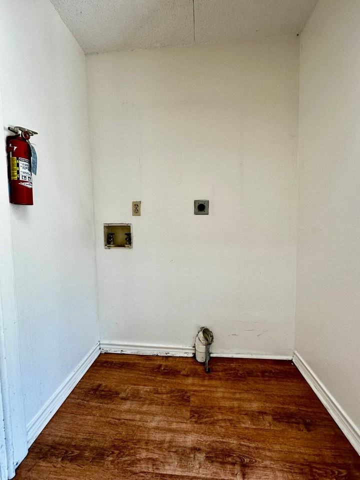 323 A St #3 - Photo 5 of 10