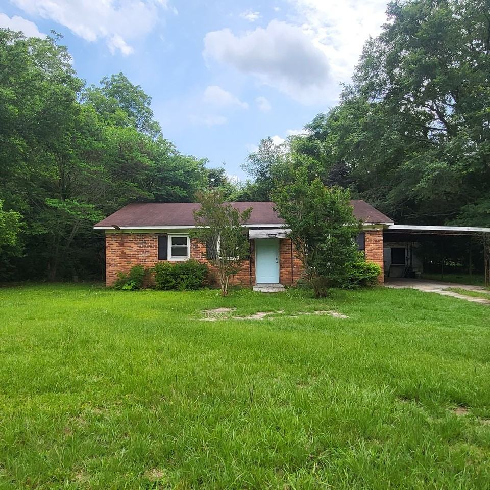 1532 Rockdale Dr - Photo 2 of 11