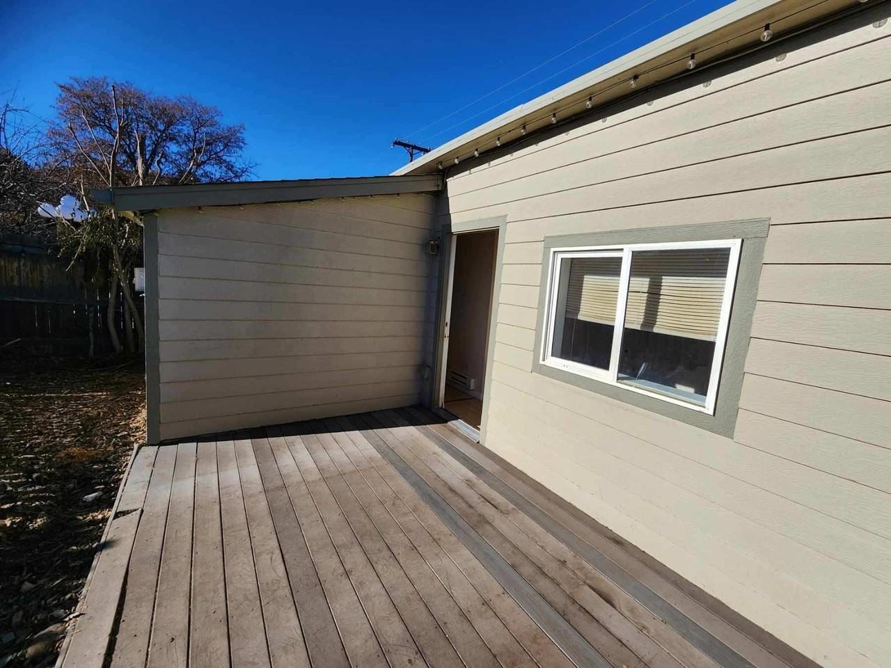 1587 W Nevada Pl Apt B #NA - Photo 2 of 11