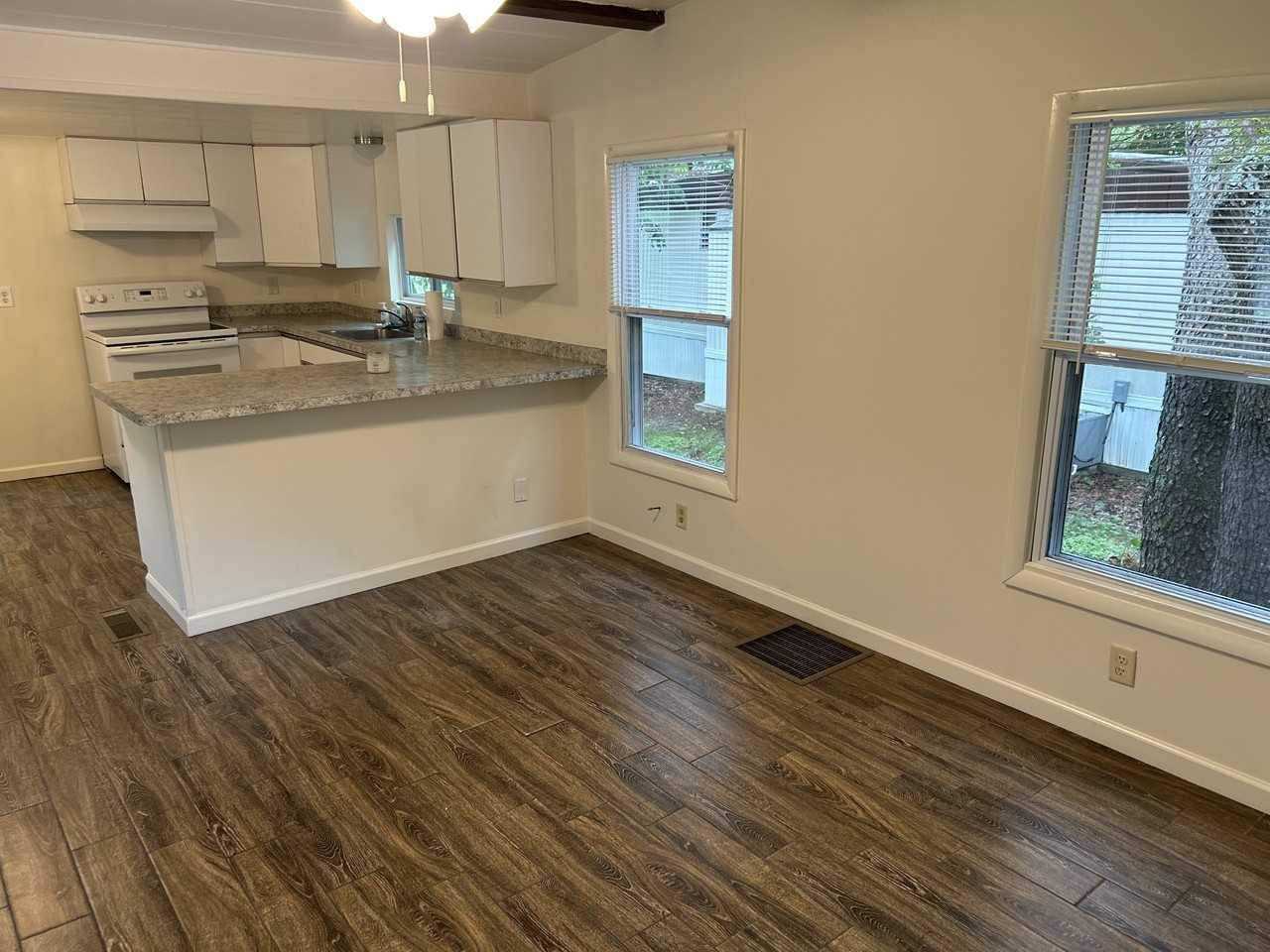 541 Evergreen Rd #NA - Photo 2 of 6