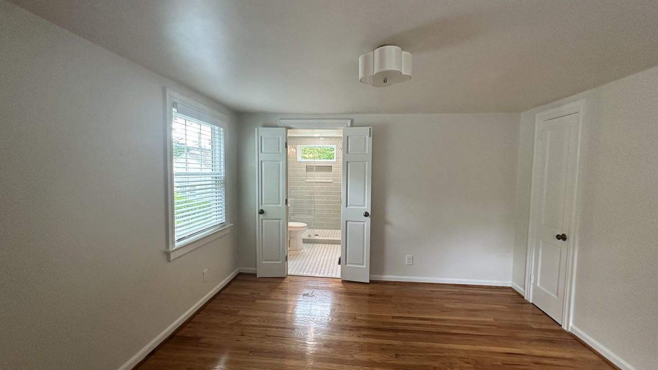 2207 Charlotte St #NA - Photo 5 of 18