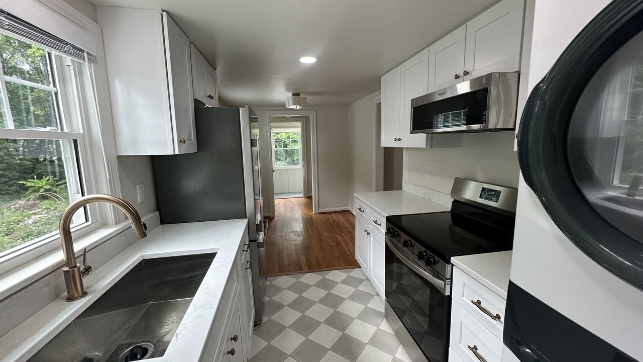 2207 Charlotte St #NA - Photo 7 of 18