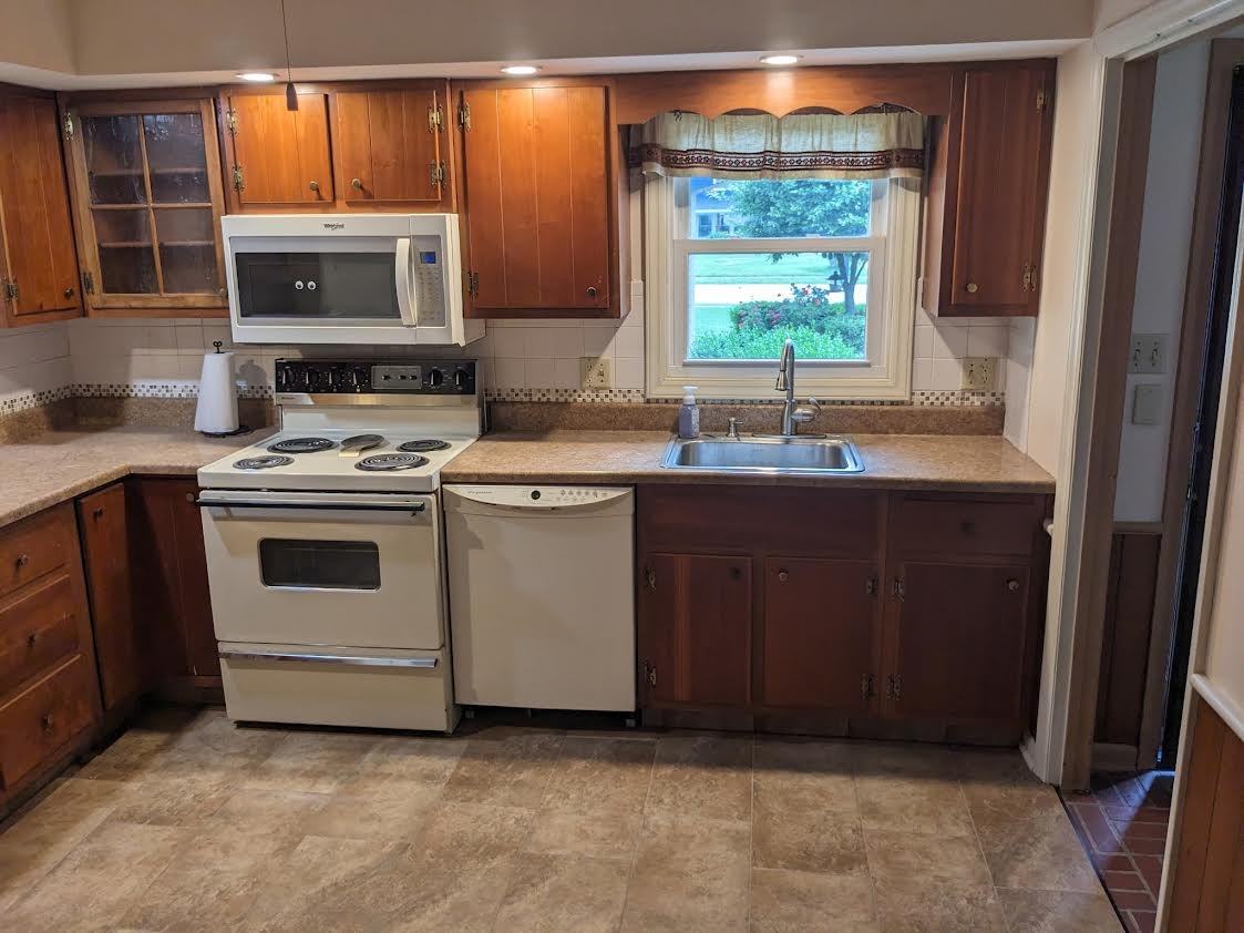 2907 Greenbriar Dr #NA - Photo 5 of 40