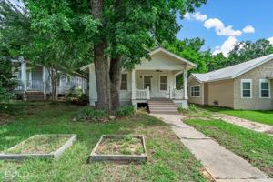 featured image of 840 Fairview St #NA