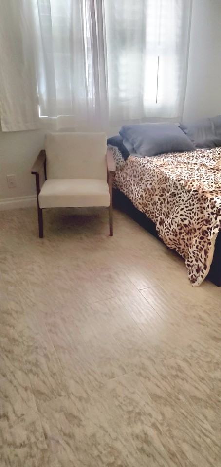 1040 North Gardner Street #6 - Photo 3 of 30