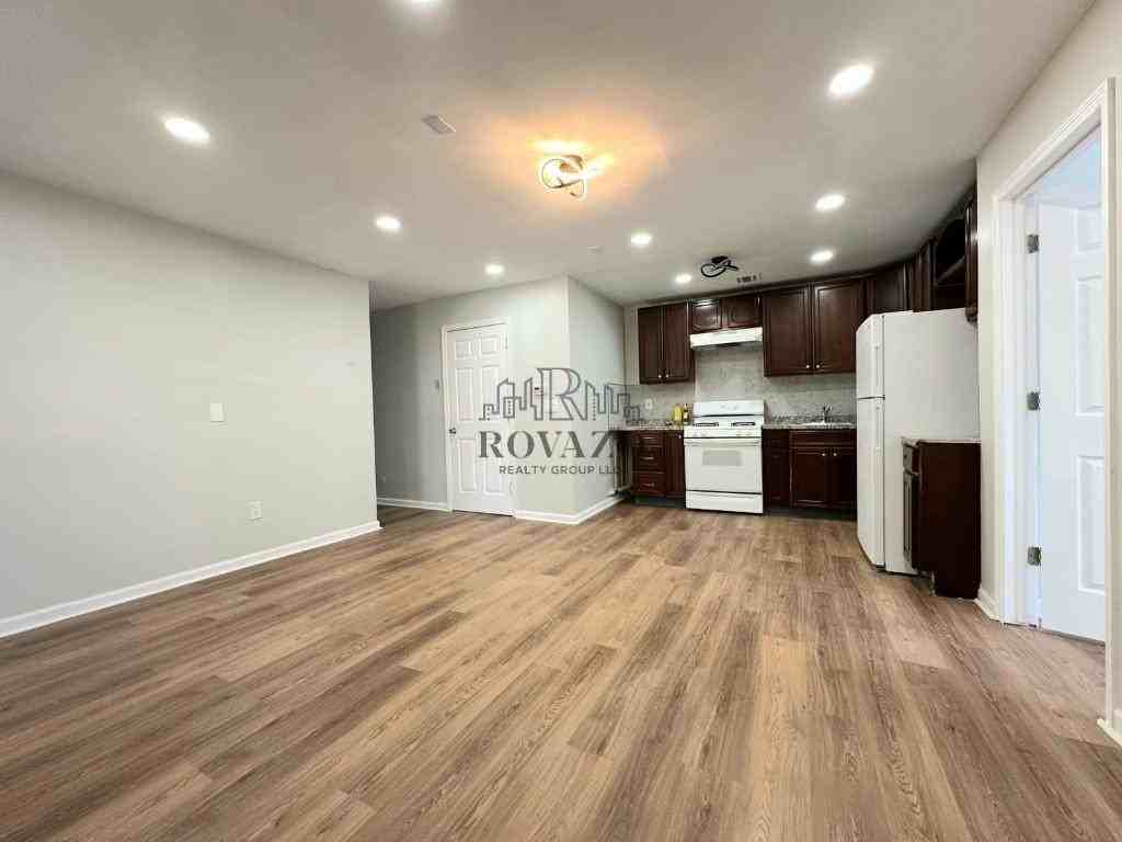 54 Melrose Avenue #1 - Photo 2 of 9