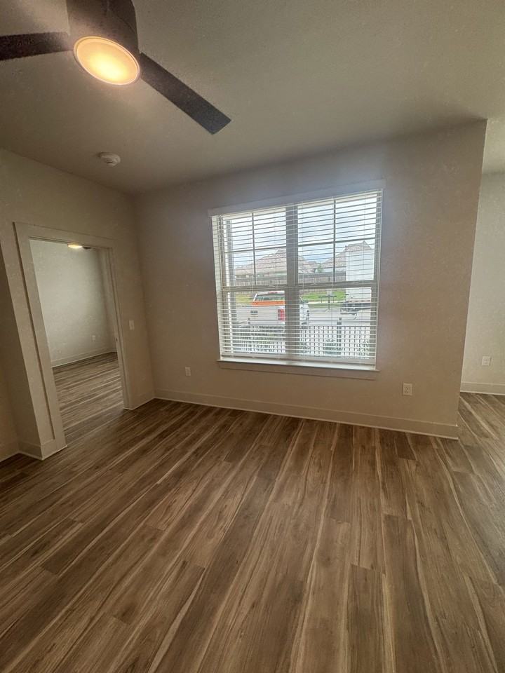 12424 Lava Way #817 - Photo 4 of 8