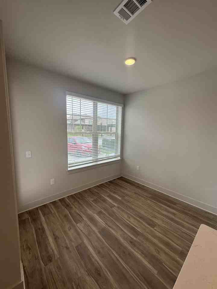 12424 Lava Way #817 - Photo 5 of 8