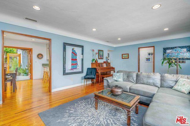 10724 Garfield Ave - Photo 3 of 8